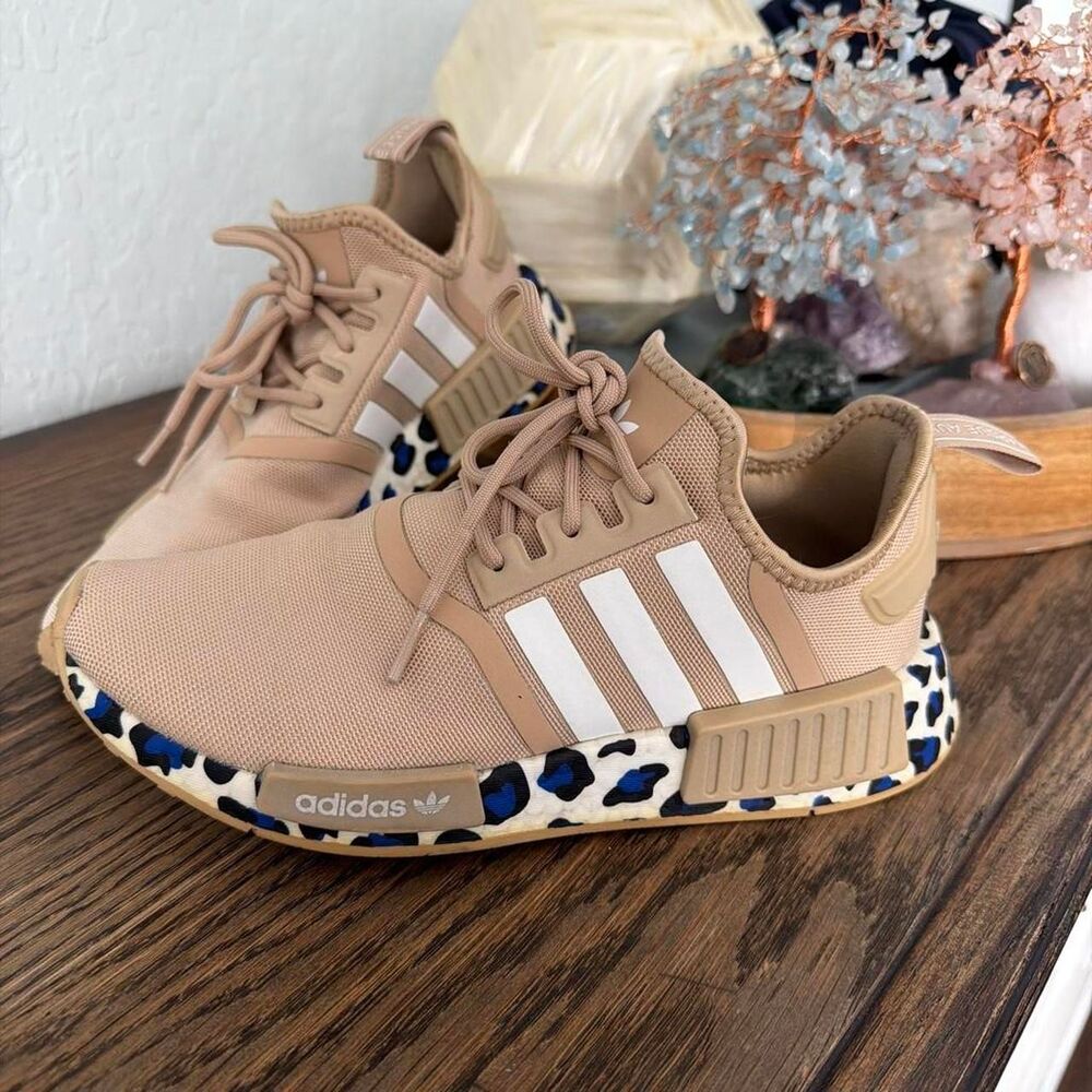 Adidas Women's Tan and Cream Sneakers